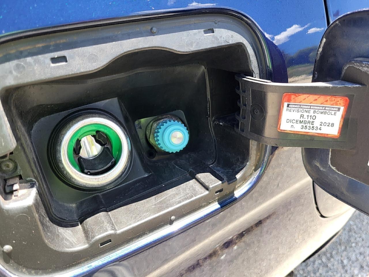 FIAT PANDA 0,9 NP-K-WAY-UNICA PROP-5 POSTI-4 REVIS