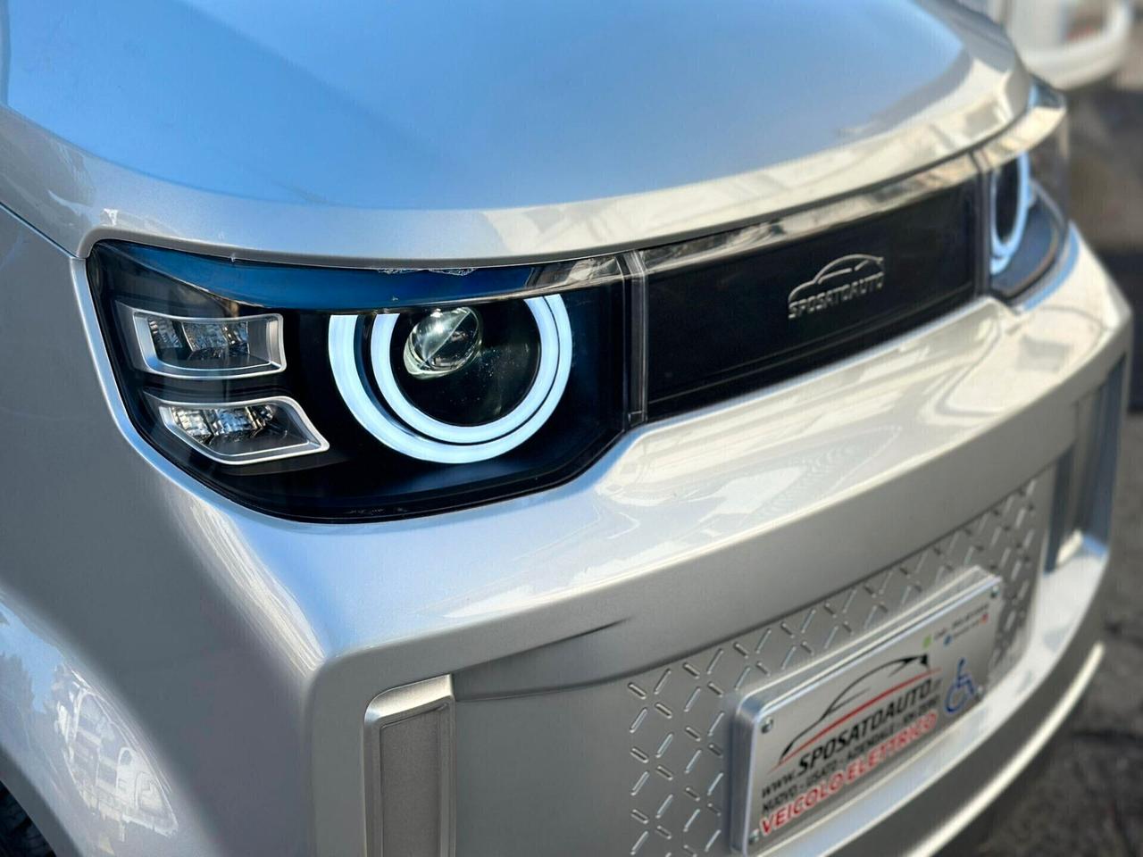 MICRO CAR ELETTRICA MINI - SI GUIDA SENZA PATENTE -