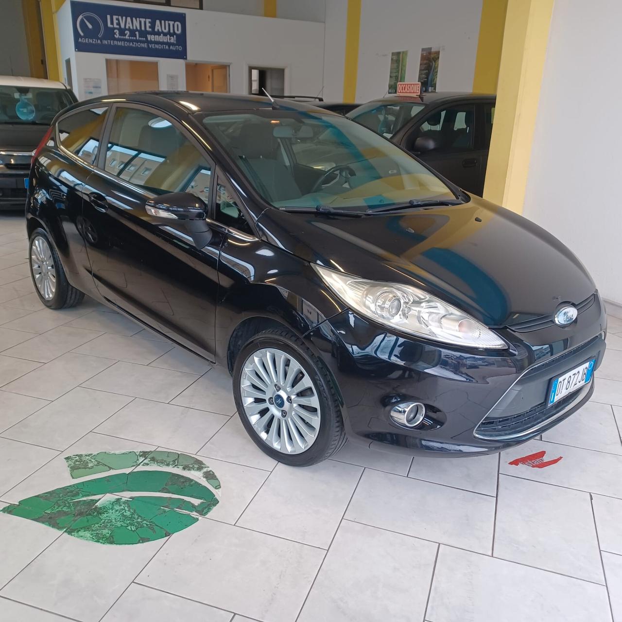 ECONOMICA BUONO STATO FIESTA 1.2 NEOPATENTATI