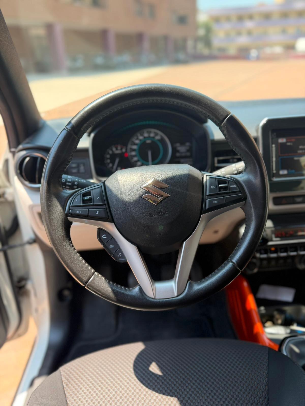 Suzuki Ignis 1.2 Hybrid Top