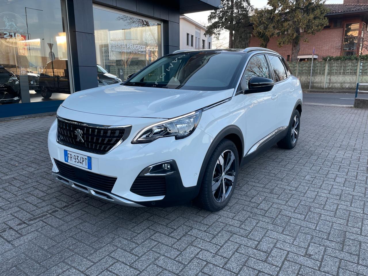 Peugeot 3008 BlueHDi 130 EAT8 Allure