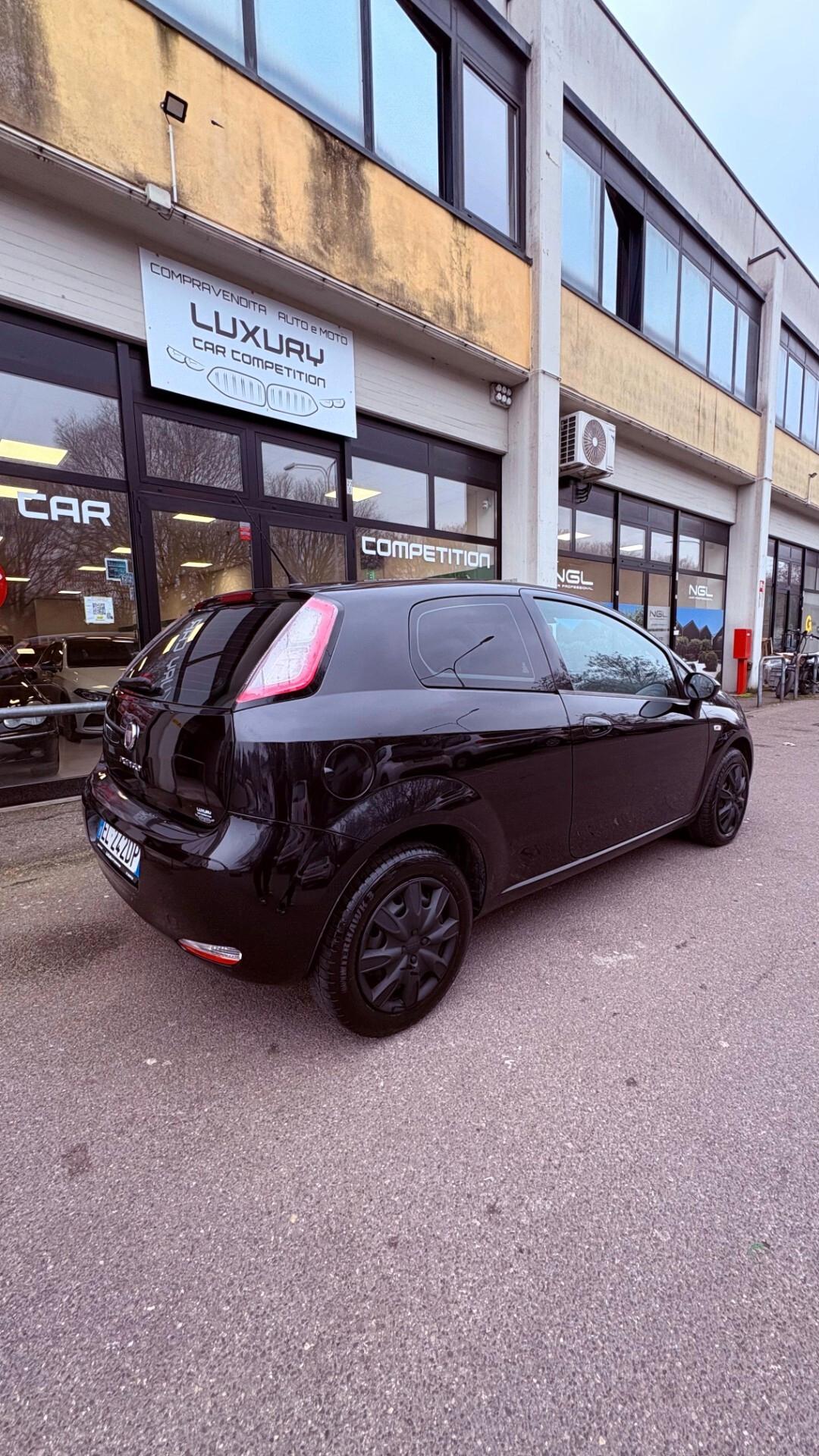 Fiat Punto Evo 1.3 Mjt 75 CV DPF 3p. S&S Blue&Me