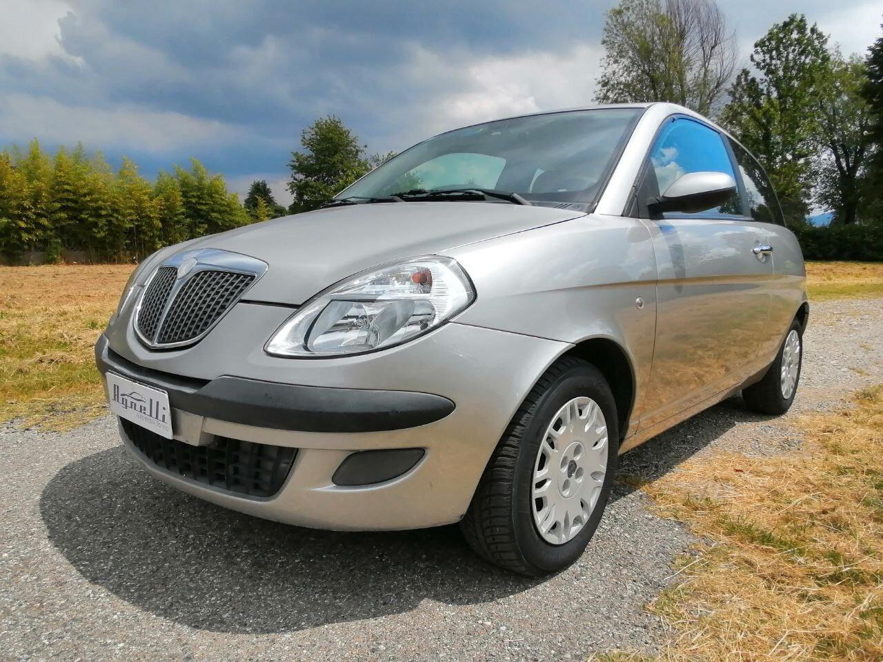 Lancia Ypsilon 1.2 Oro Idonea neopatentati