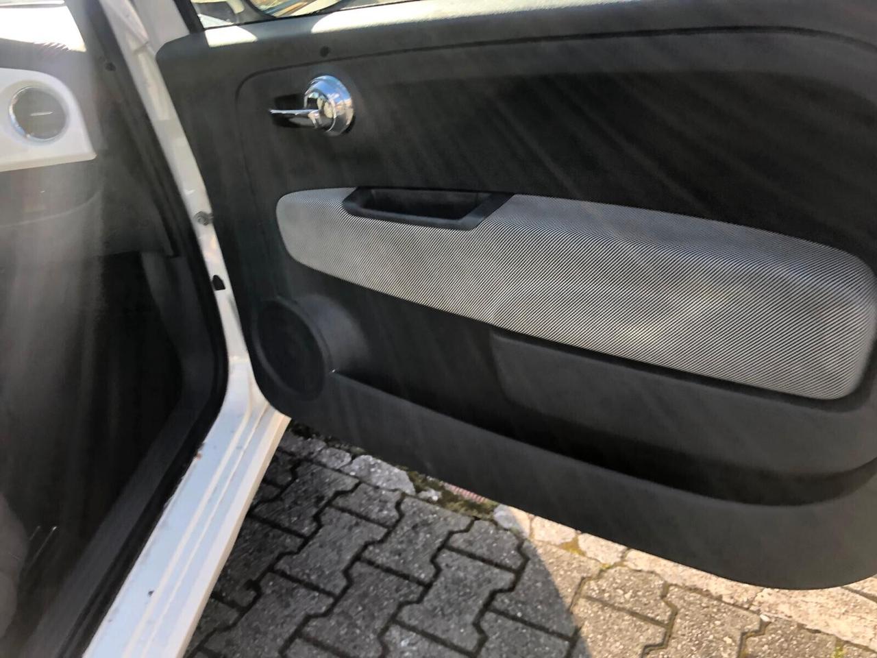 Fiat 500 1.2 Lounge ADATTA X NEOPATENTATI CON GARANZIA EUROPEA 12 MESI ESTENDIBILE FINO A 36 MESI!!!