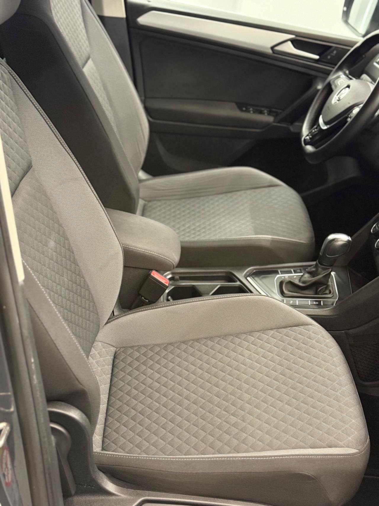 Volkswagen Tiguan 2.0 TDI SCR DSG Business BlueMotion Technology