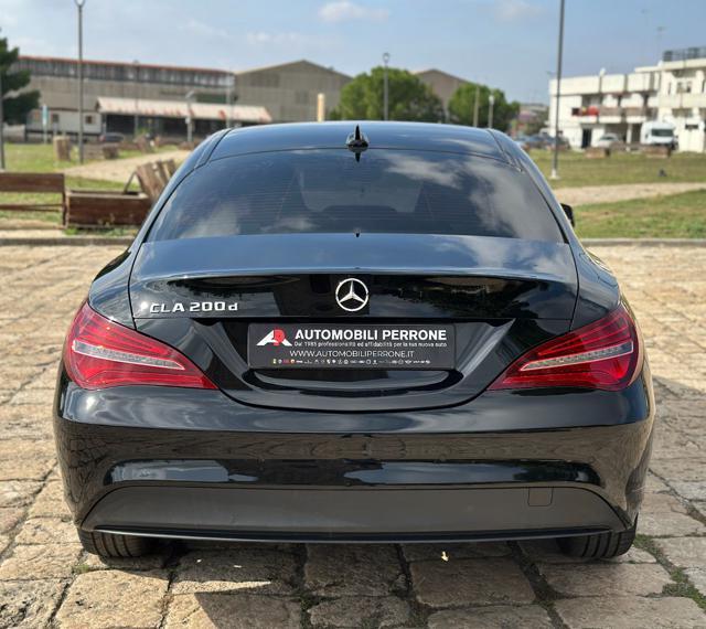 MERCEDES-BENZ CLA 200 d Automatic Sport (APP/Navi/Retro/LED)