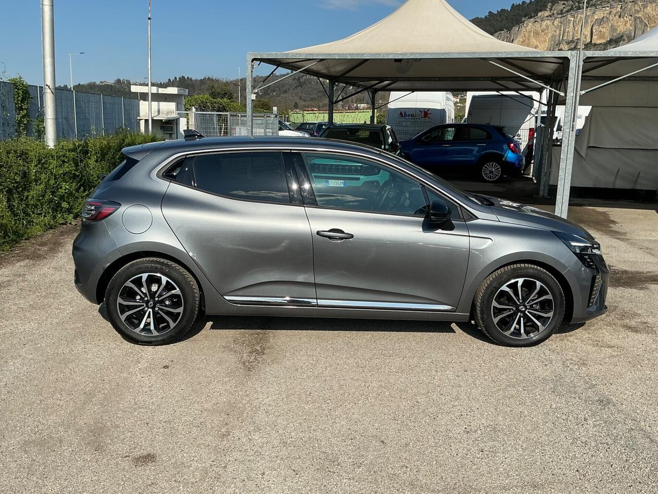 Renault Clio TCe 90 CV Techno 5p