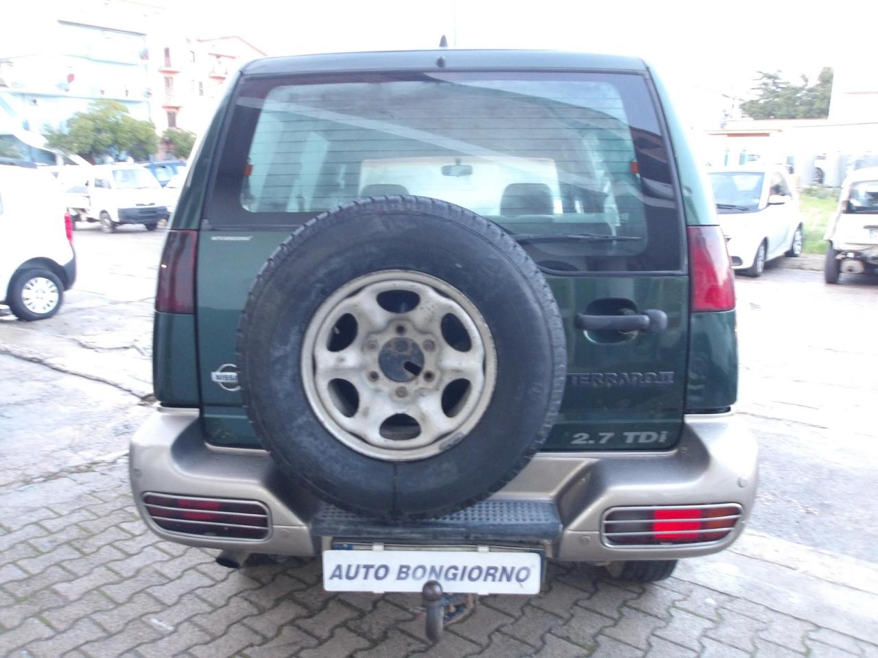 Nissan Terrano 5 Porte Terrano 5p 2.7 tdi SE