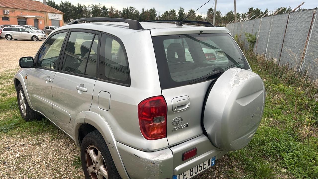 Toyota RAV 4 RAV4 2.0 Tdi D-4D cat 5 porte