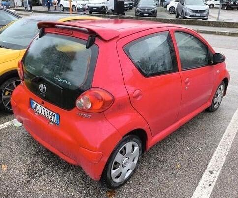Toyota Aygo 1.0 12V VVT-i 5 porte