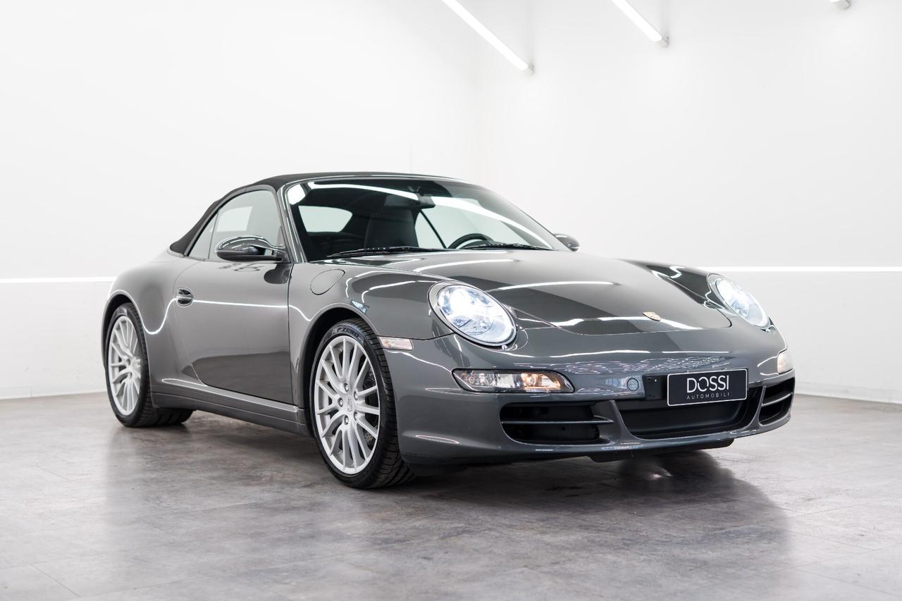 Porsche 911 Carrera 4 Cabriolet