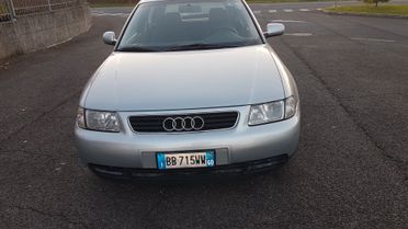 Audi A3 1.8 20V cat 3p. Attraction