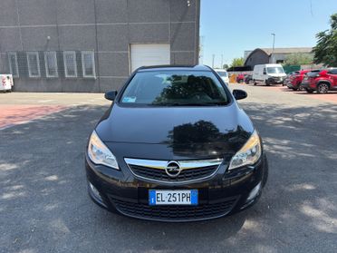 Opel Astra 1.4 Turbo 140CV 5 porte Cosmo