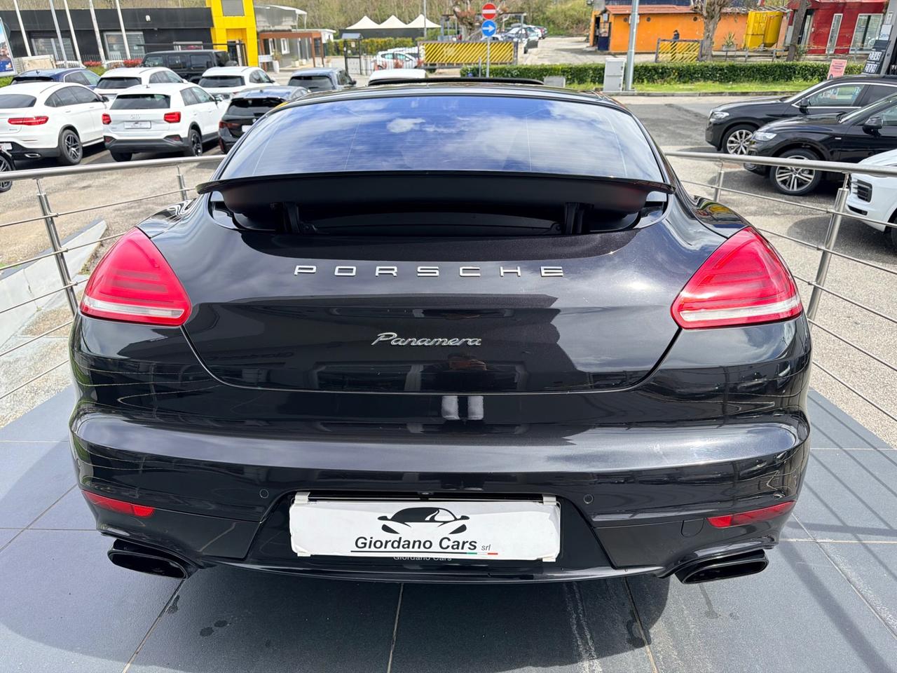 Porsche Panamera 3.0 Diesel 300cv da vetrina
