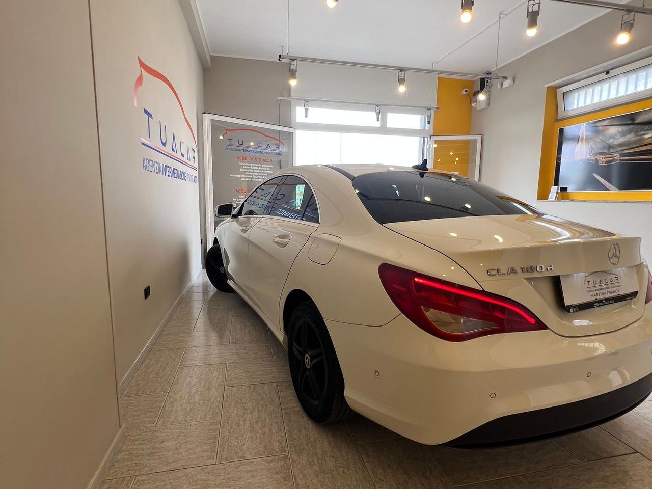 Mercedes-Benz CLA 180 Business #50338