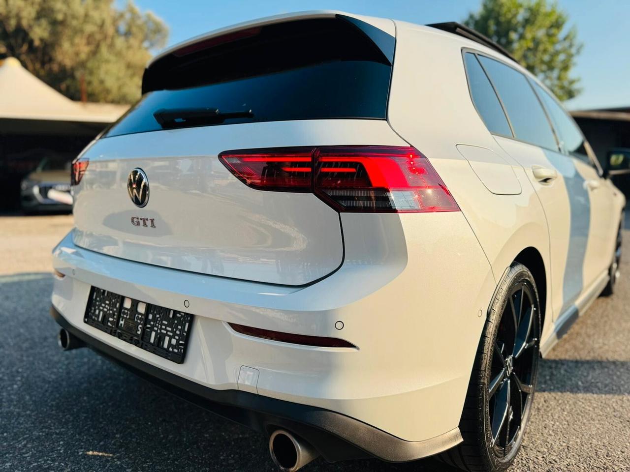 Volkswagen Golf GTI 2.0 TSI DSG