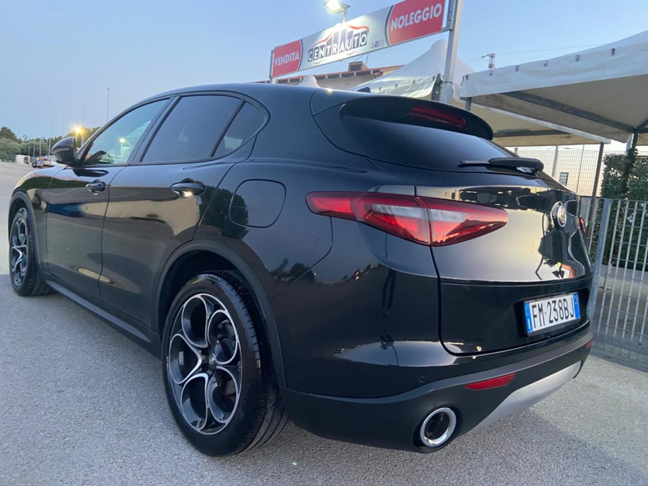 Stelvio 2.2 TD 180CV AT8 RWD Executive garanzia