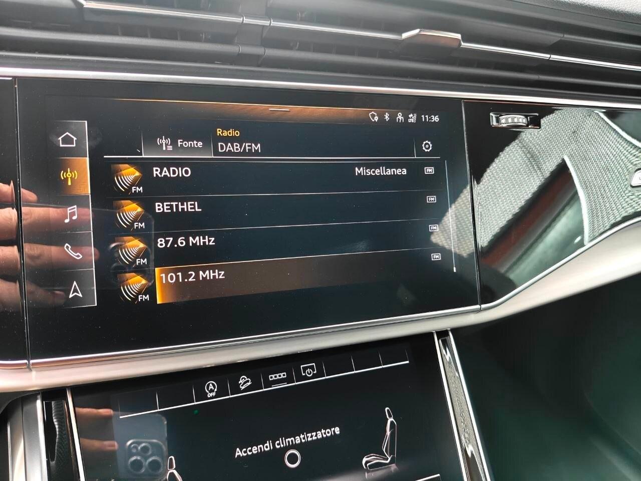 AUDI Q8 Q8 50 TDI 286 CV quattro tiptronic Sport