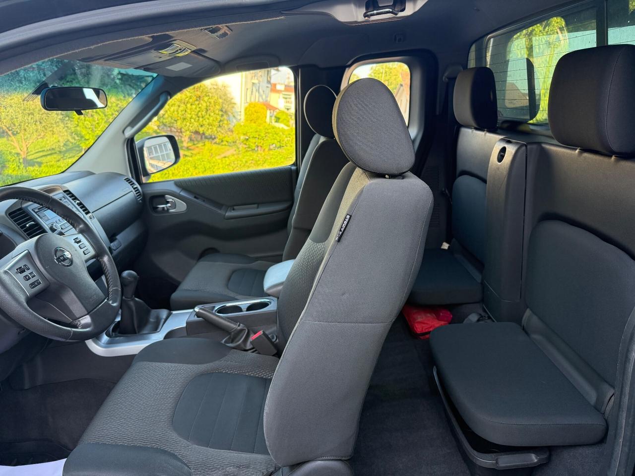 Nissan Navara 2.5 dCi 190CV 2 porte King Cab Manuale