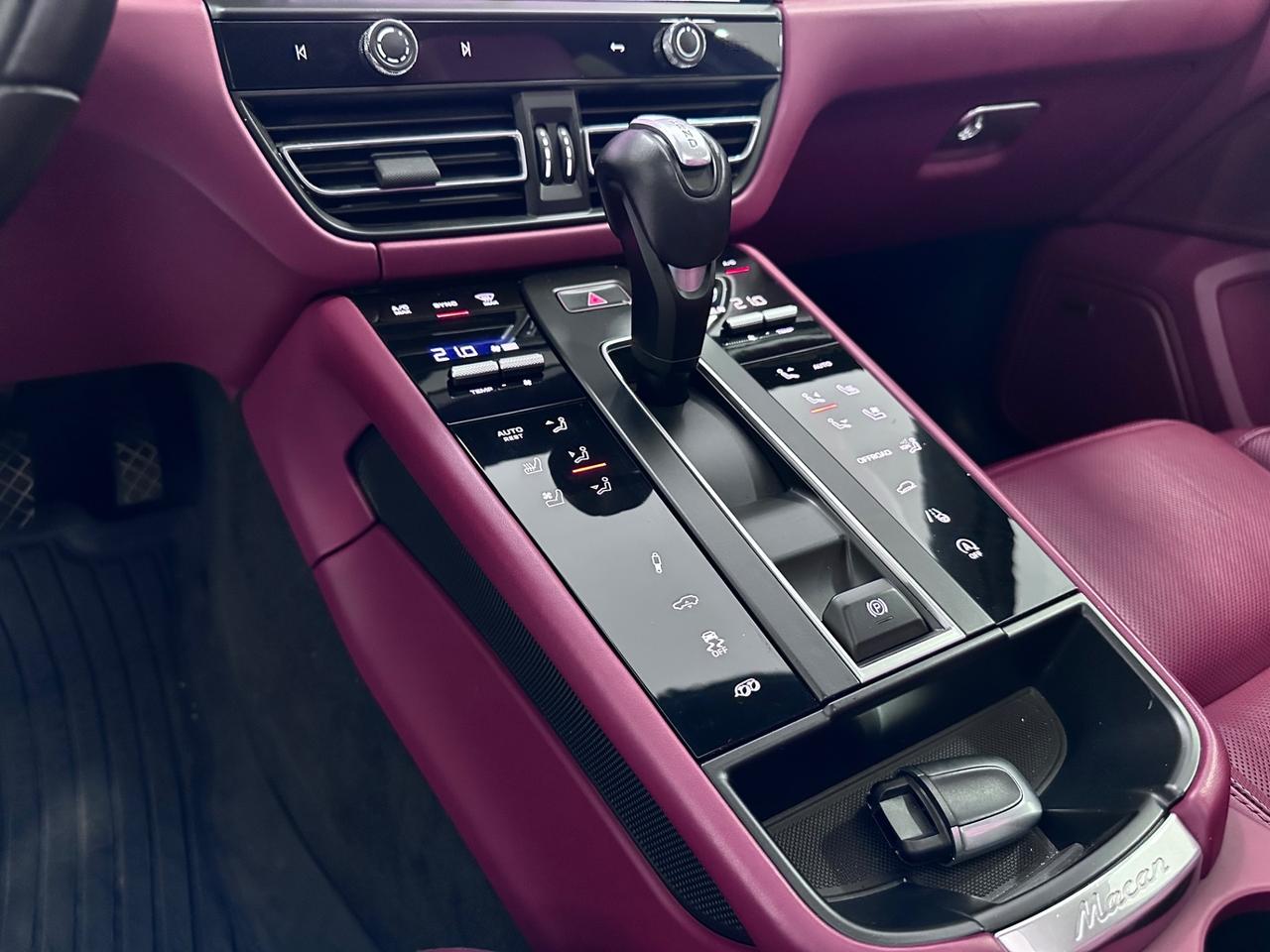 Porsche Macan S
