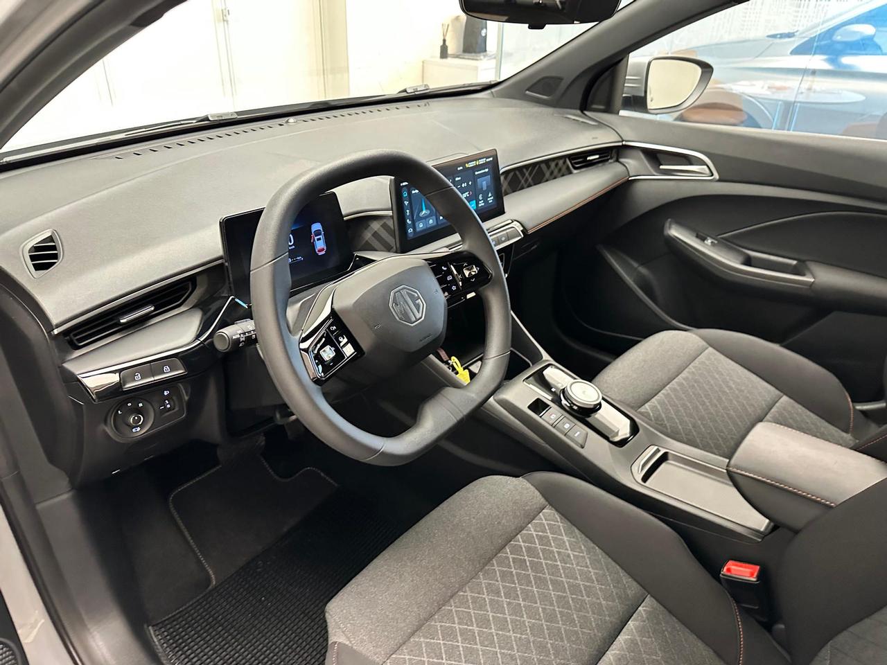 Mg MG3 1.5 hybrid+ Standard auto