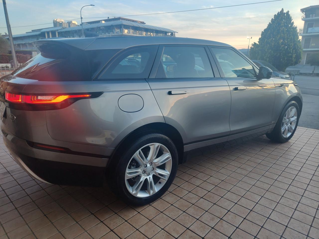 Land Rover Range Velar 2.0d s 204 CV