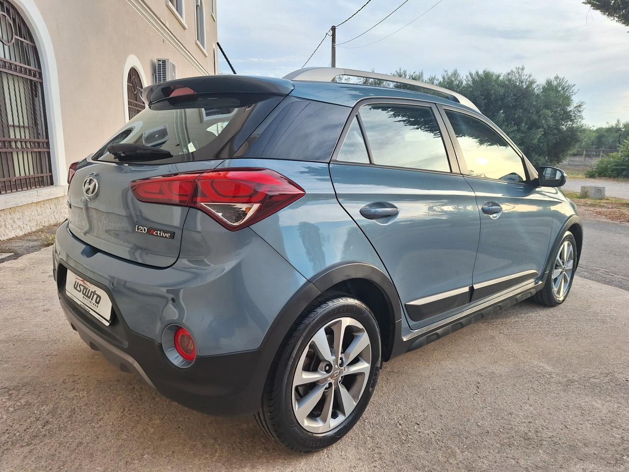 Hyundai i20 1.4 CRDi 5p. ACTIVE CROSS 2016