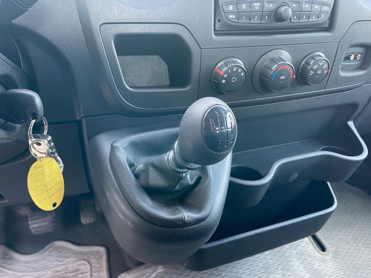 Renault Master 2.3dci 145cv CARROATTREZZI COMEAR