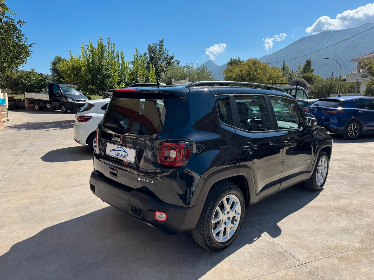 Jeep Renegade 1.6 Mjt 120 CV Limited + Fari