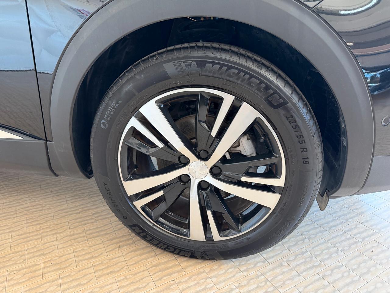 Peugeot 3008 Hybrid 136 e-DCS6 GT
