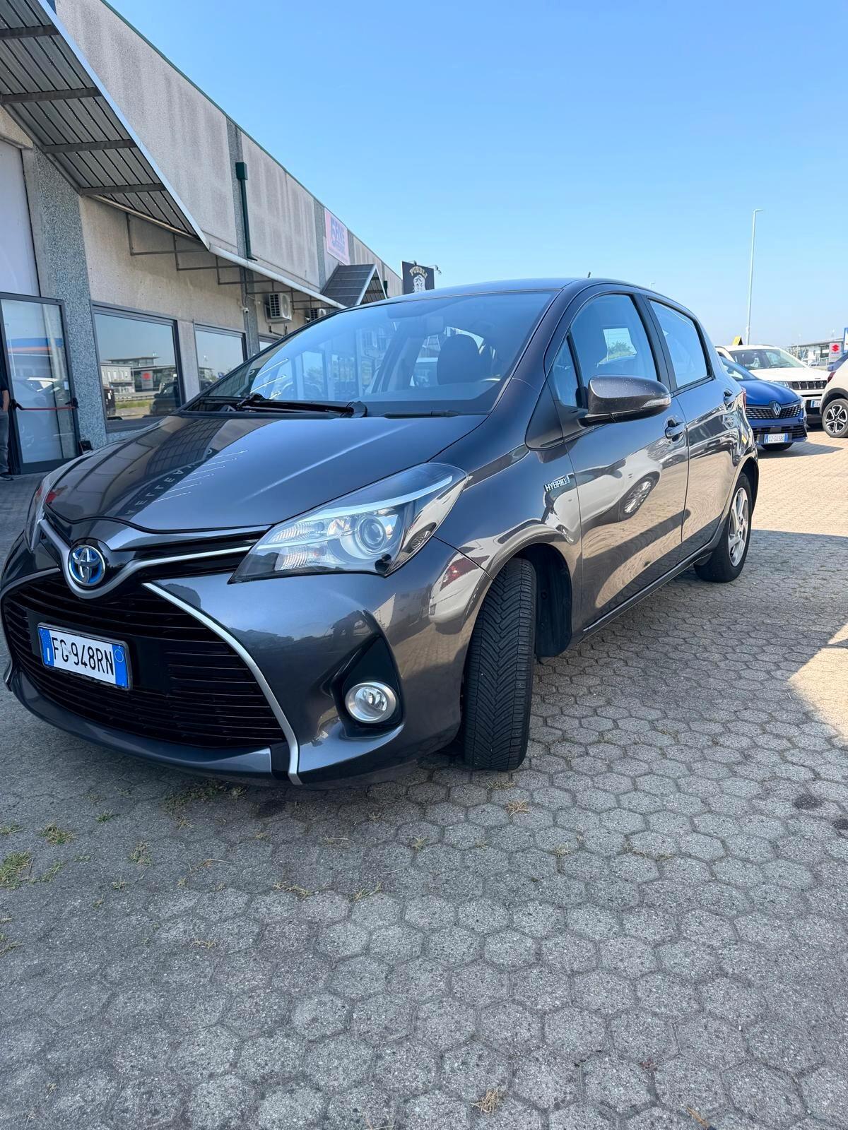 Toyota Yaris 1.5 Hybrid 5 porte Style NEOPATENTATI