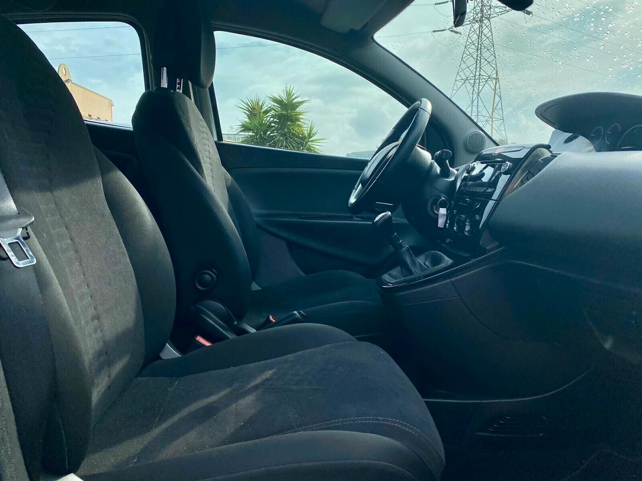 Lancia Ypsilon 1.3 MJT 16V 95 cv. 5 porte S&S Gold