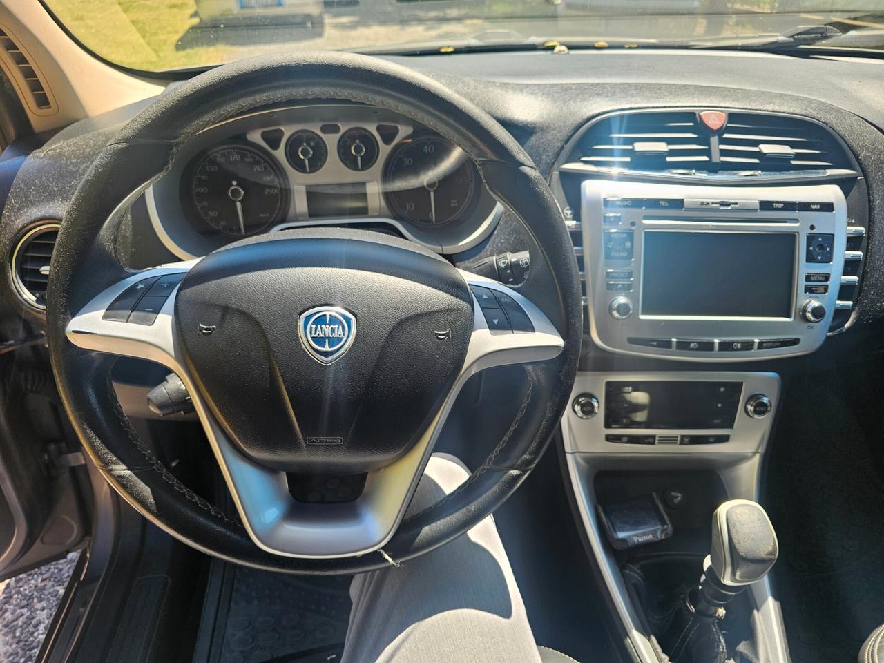 Lancia Delta 1.6 MJT CAMBIO MANUALE OTTIME CONDIZIONI