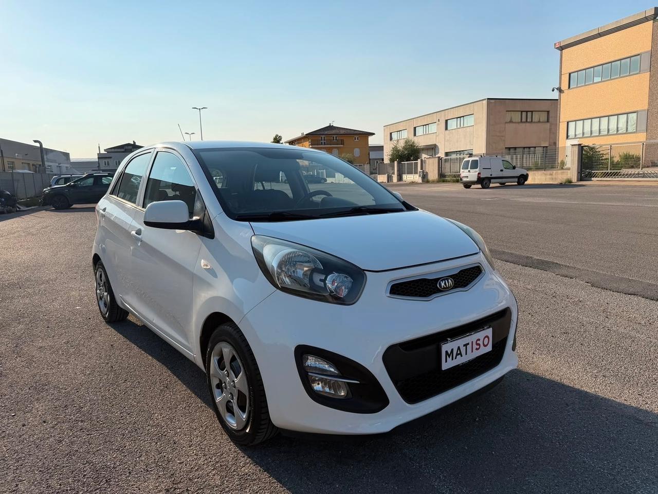 KIA PICANTO GPL + LANCIA DELTA ( leggere )