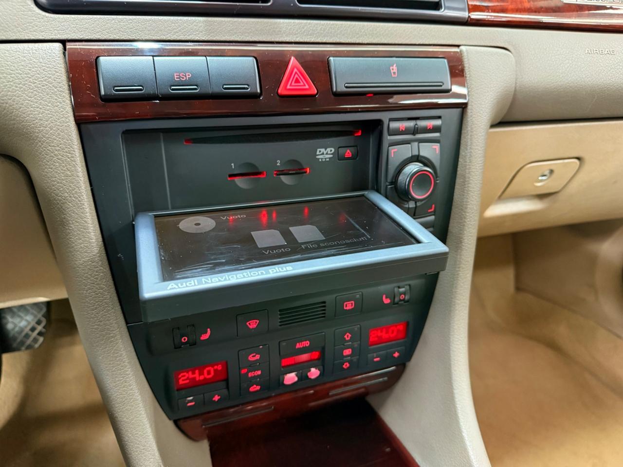 Audi A6 2.5 V6 TDI 180cv Quattro