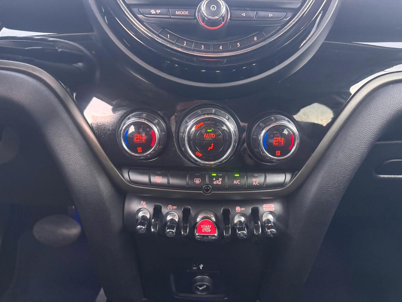 Mini Cooper D Countryman 2.0 Business Automatica