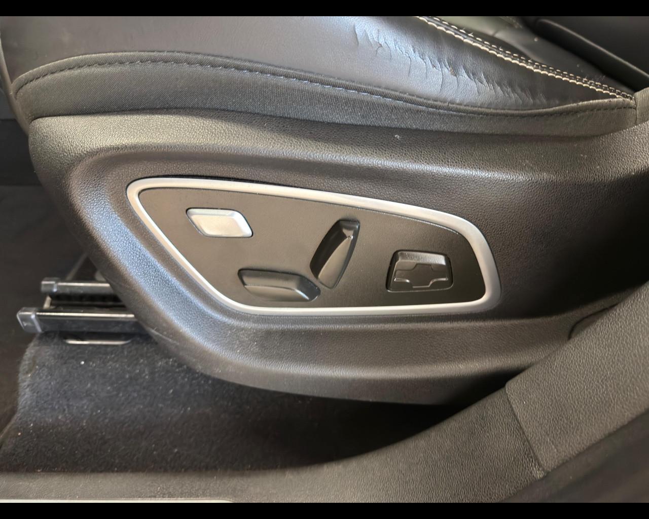 RENAULT Scénic 4ª serie - Scénic dCi 160 CV EDC Energy Initiale Paris