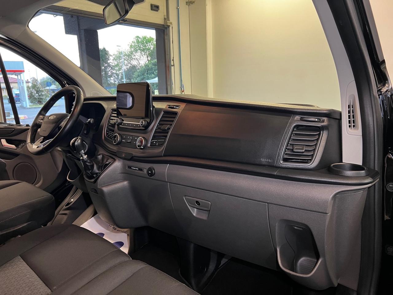 Ford Transit Custom 320 2.0 EcoBlue Hybrid 130 PC Combi Trend