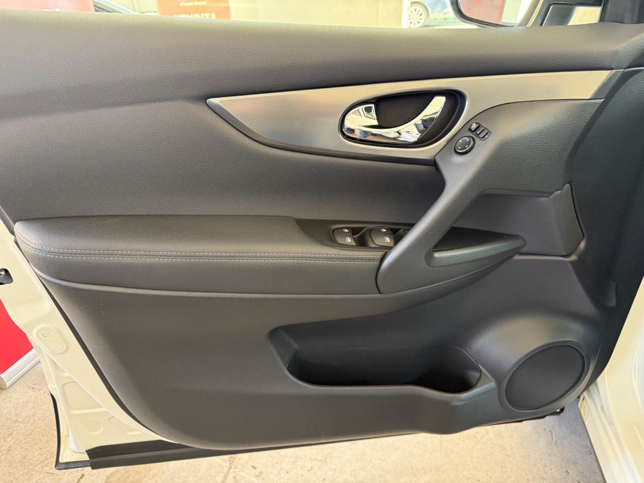 Nissan Qashqai 1.3 DIG-T 160 CV N-Connecta