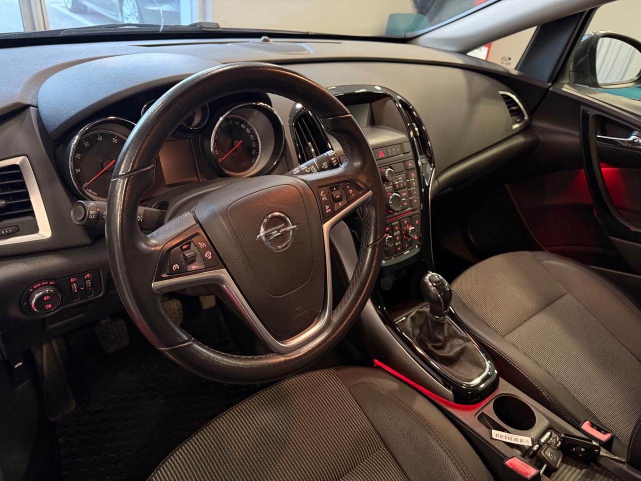 Opel Astra 1.4 Turbo 140CV Sports Tourer GPL Tech Cosmo