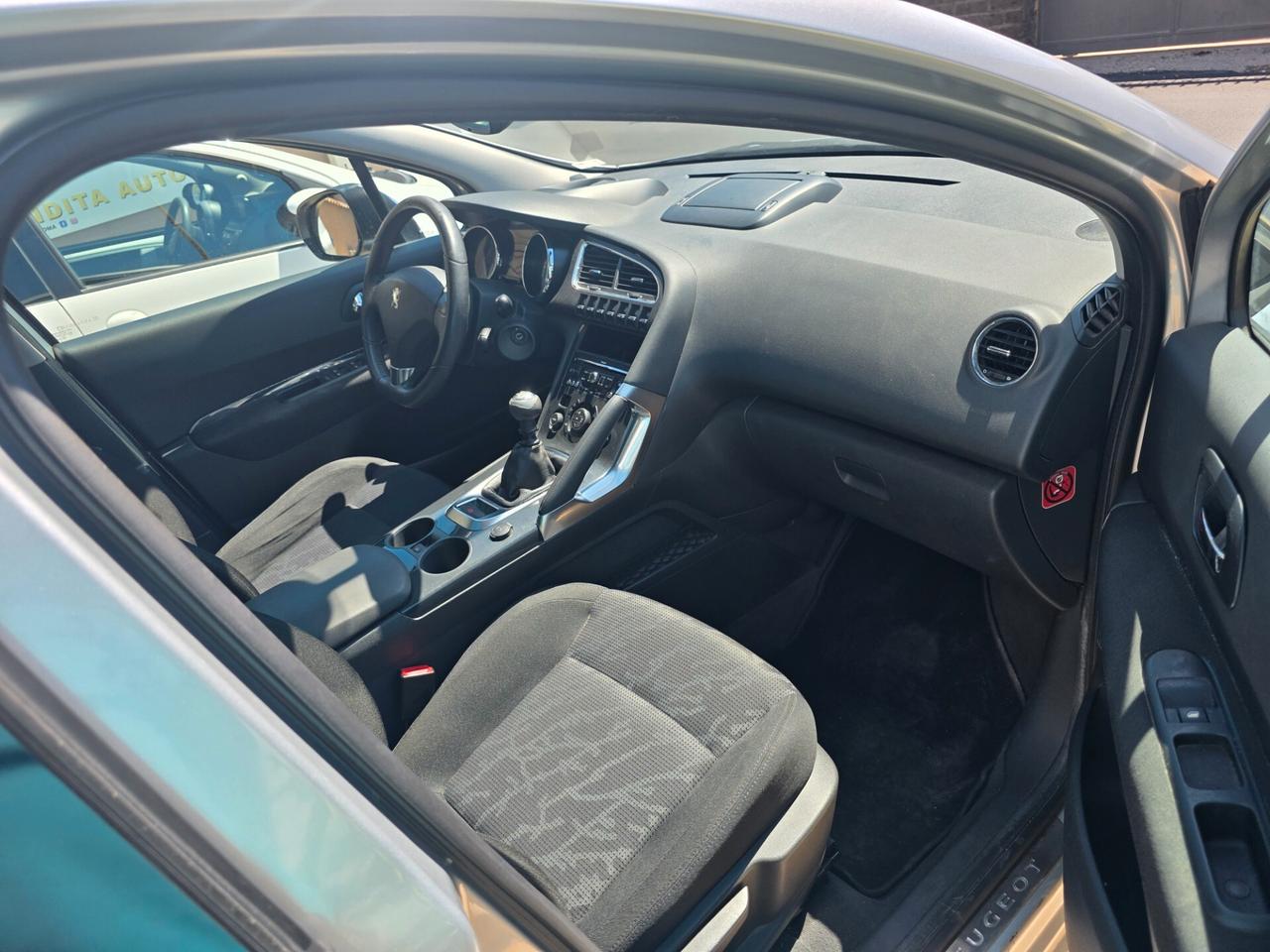 Peugeot 3008 1.6 THP 156CV Outdoor