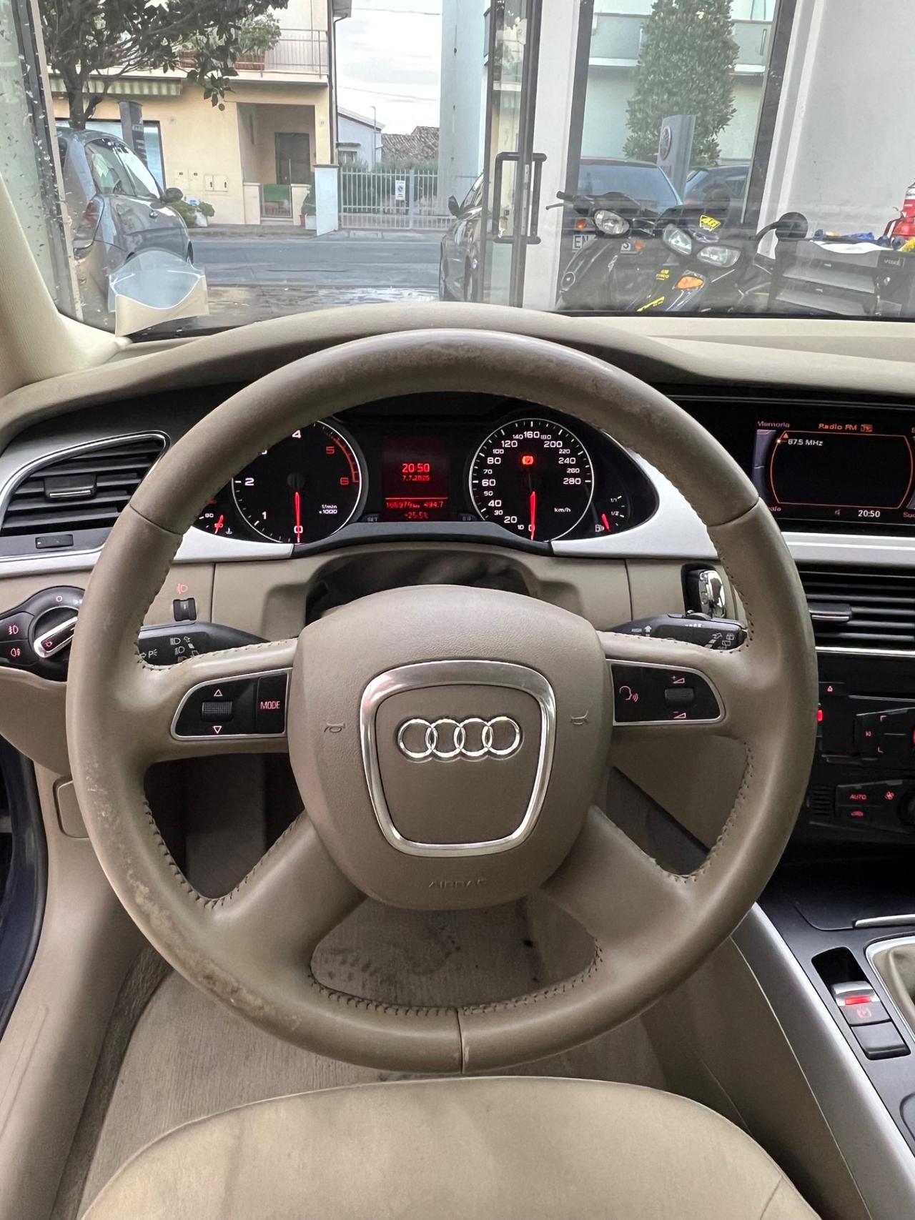 Audi A4 Avant 2.0 TDI 143CV F.AP. mult. Ambiente