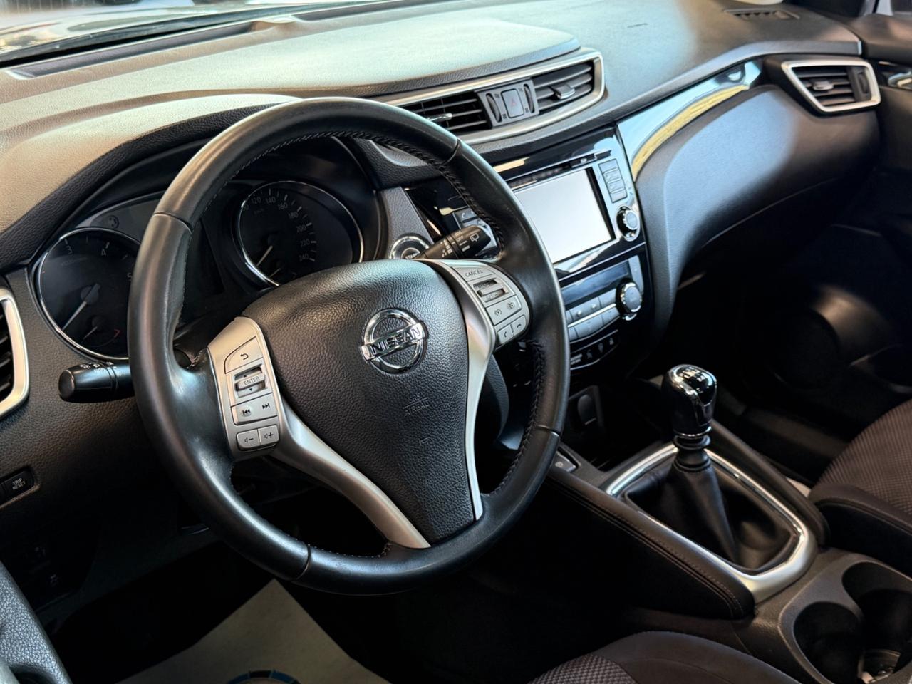 Nissan Qashqai 1.5 dCi N-Connecta
