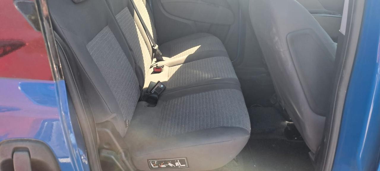 Fiat Doblò 1.6 MJT 16V 120CV Pop 7 POSTI