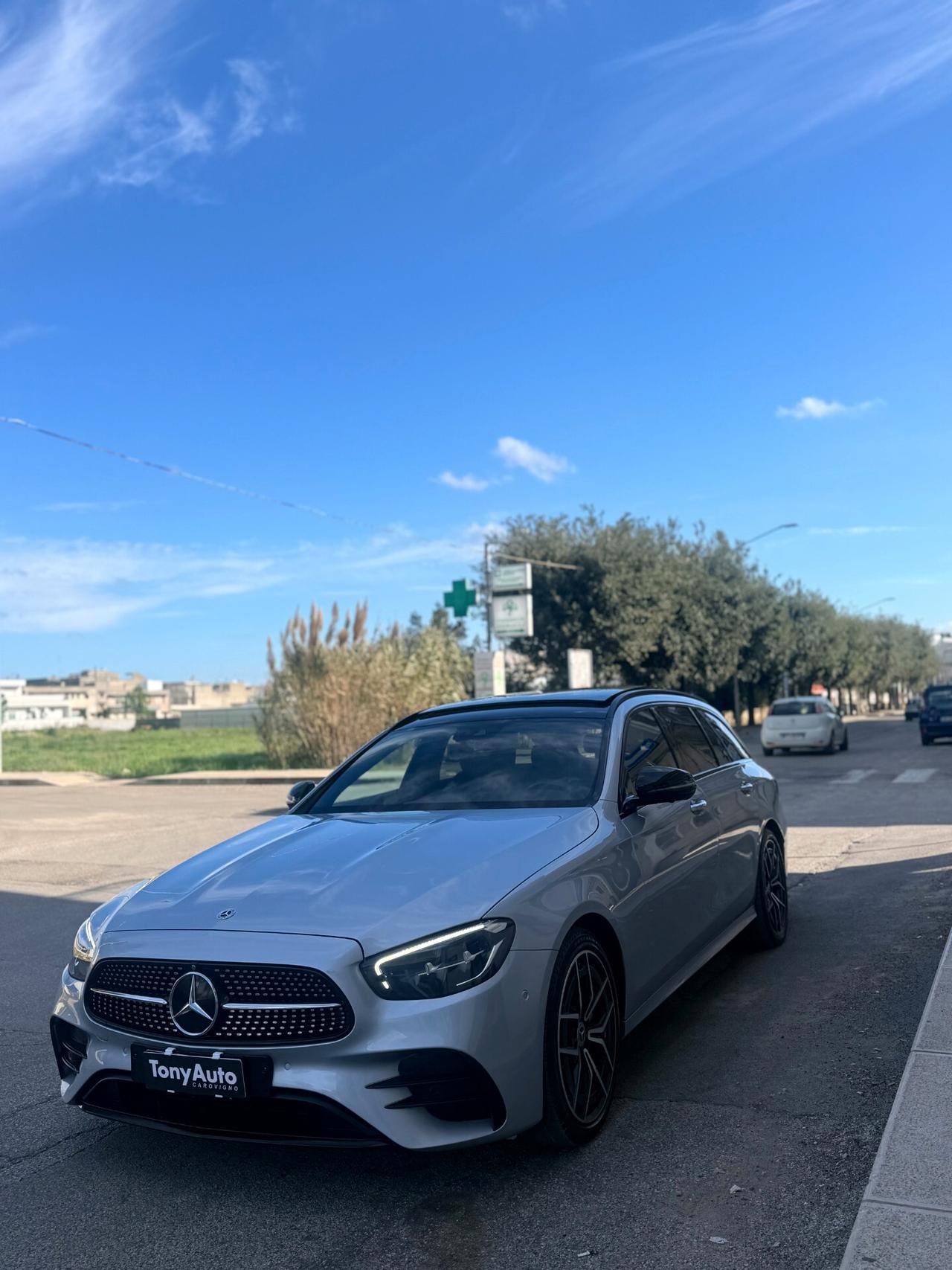 Mercedes-benz E 220 d Mild hybrid S.W. 4Matic Auto Premium Plus AMG CON TETTO APRIBILE,TELECAMERA,LUCI SOFFUSE