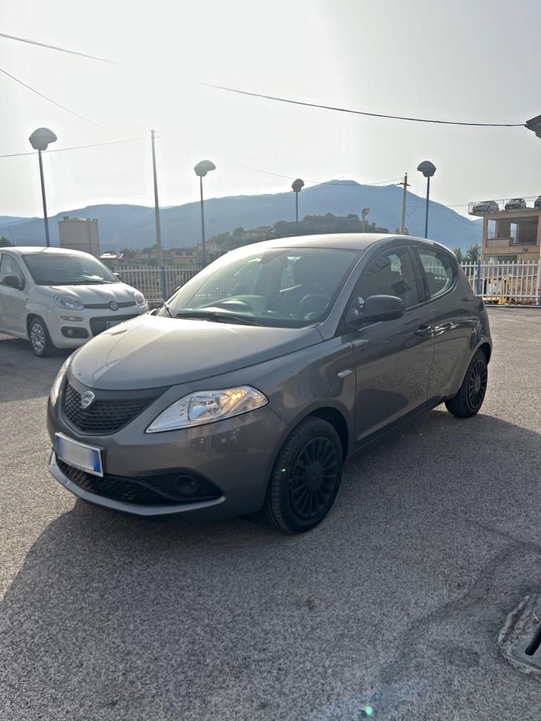 Lancia Ypsilon 1.0 70cv 2021