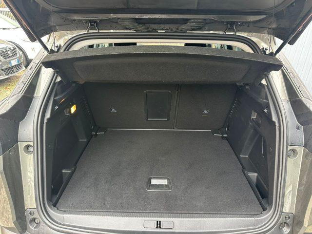 PEUGEOT 3008 1.5 BlueHDi 130 S&S Business