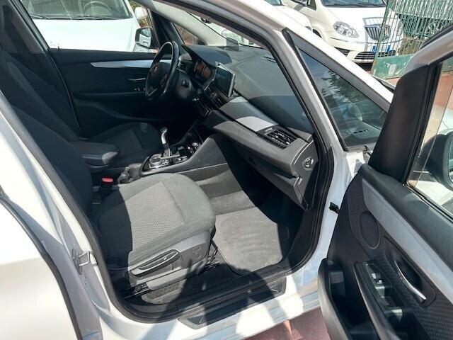Bmw 2er Active Tourer 218i Active Tourer Sport,