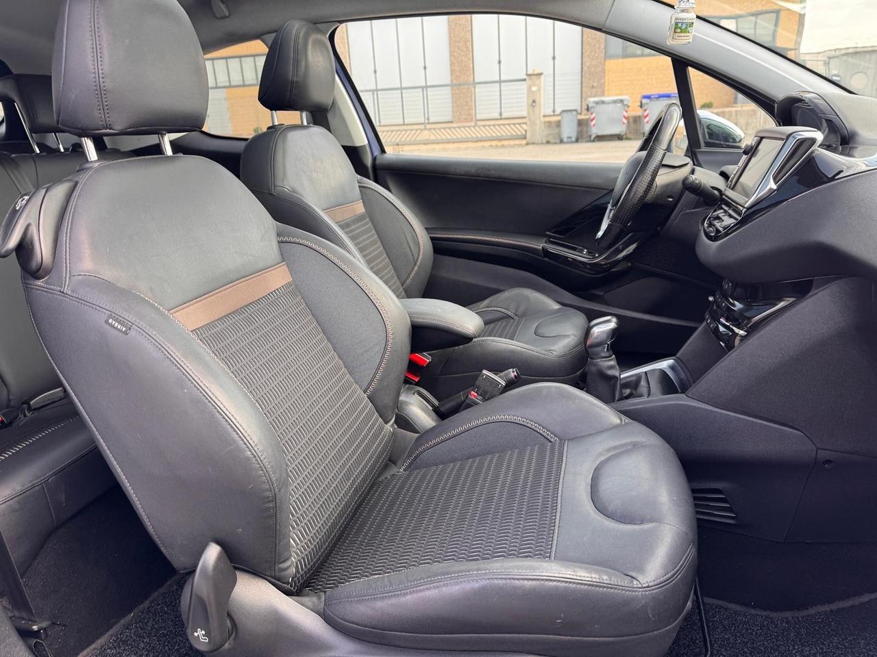 Peugeot 208 1.4 HDi Allure AUTO IN CONTOVENDITA