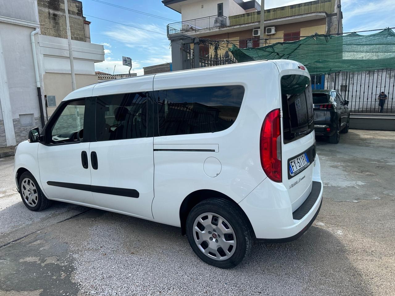 Fiat Doblo 1.6 MJT 120CV Maxi 2019 N1 5 Posti